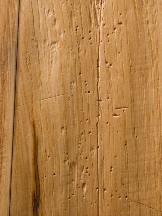 Pavimento in legno anticato