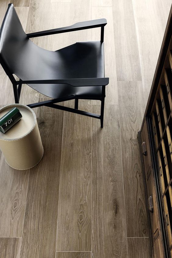 gres porcellanato effetto parquet