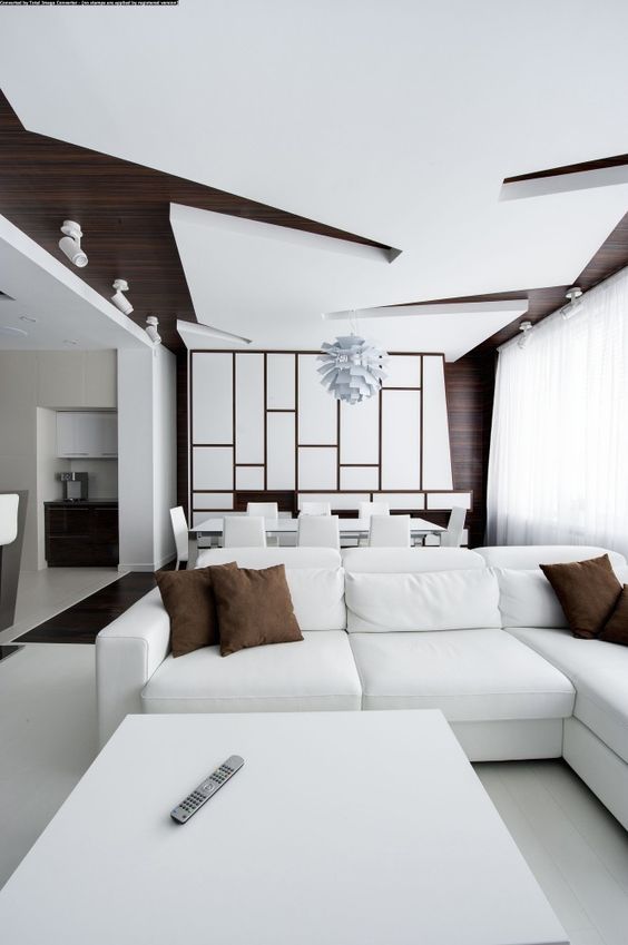 soggiorno con controsoffitto di design