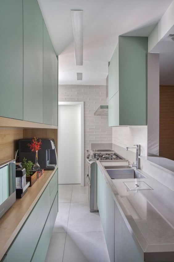 cucina separata dal soggiorno