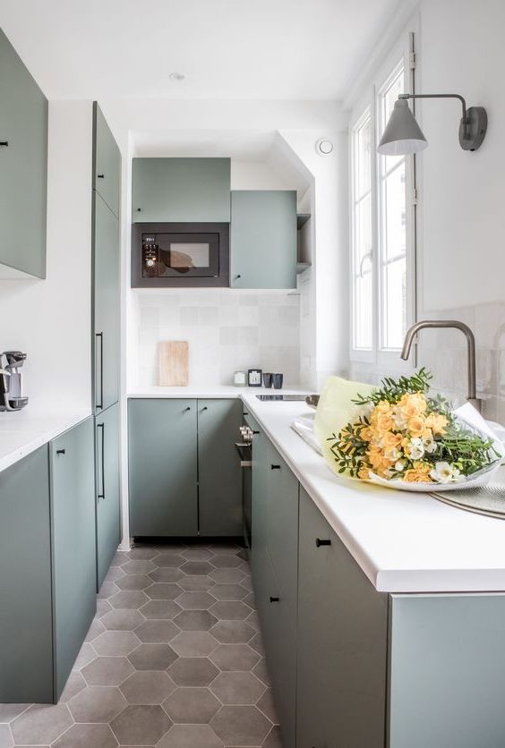 cucina separata dal soggiorno