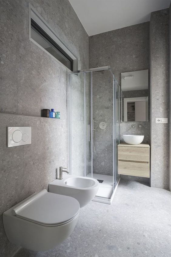 bagno moderno colore grigio